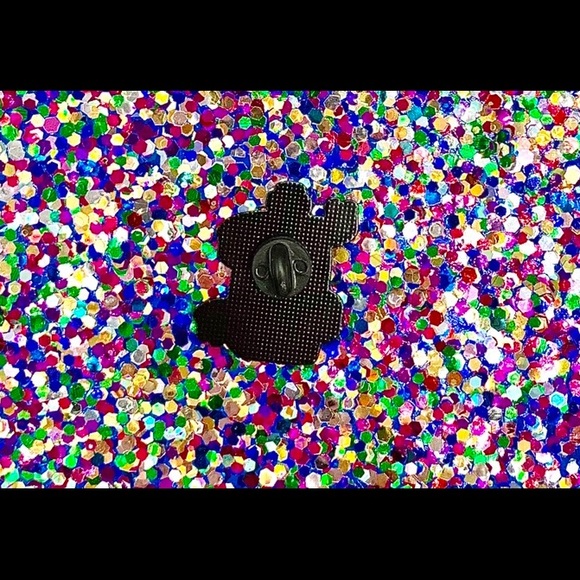 Cute trendy brooches pin - Picture 2 of 3